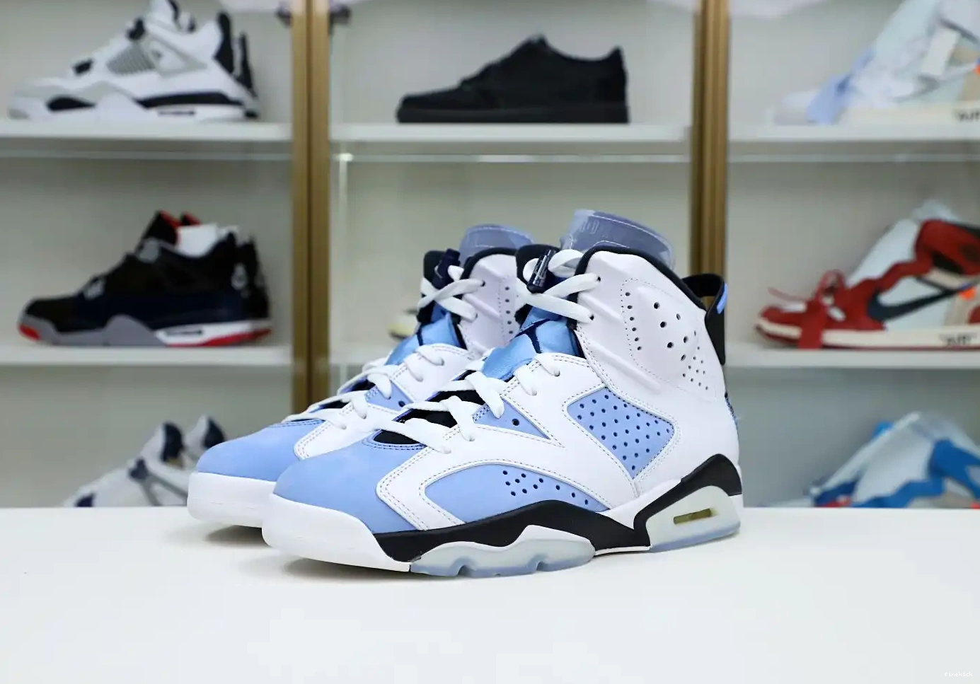 AIR 'UNC HOME' 6 RETRO JORDAN 0420